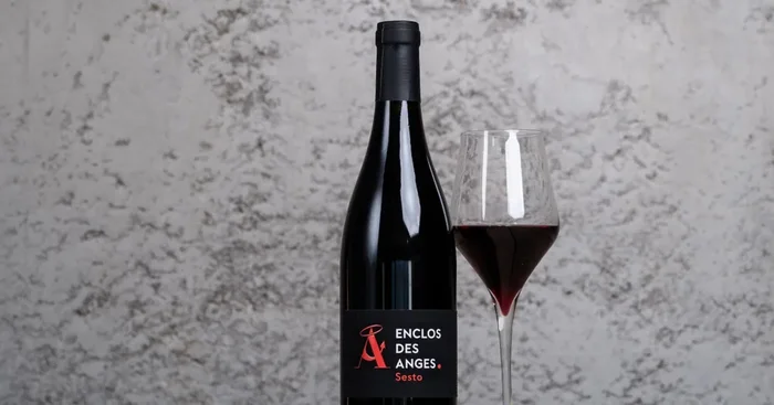 AOP Calvi Enclos Des Anges Sesto Rouge 2022