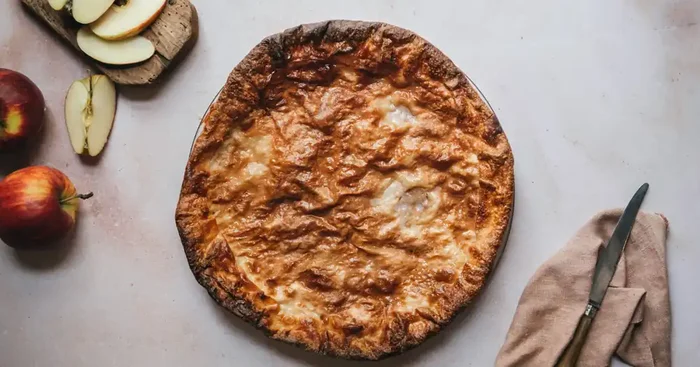Tourtière Landaise aux pommes cuite fraîche – 10 parts